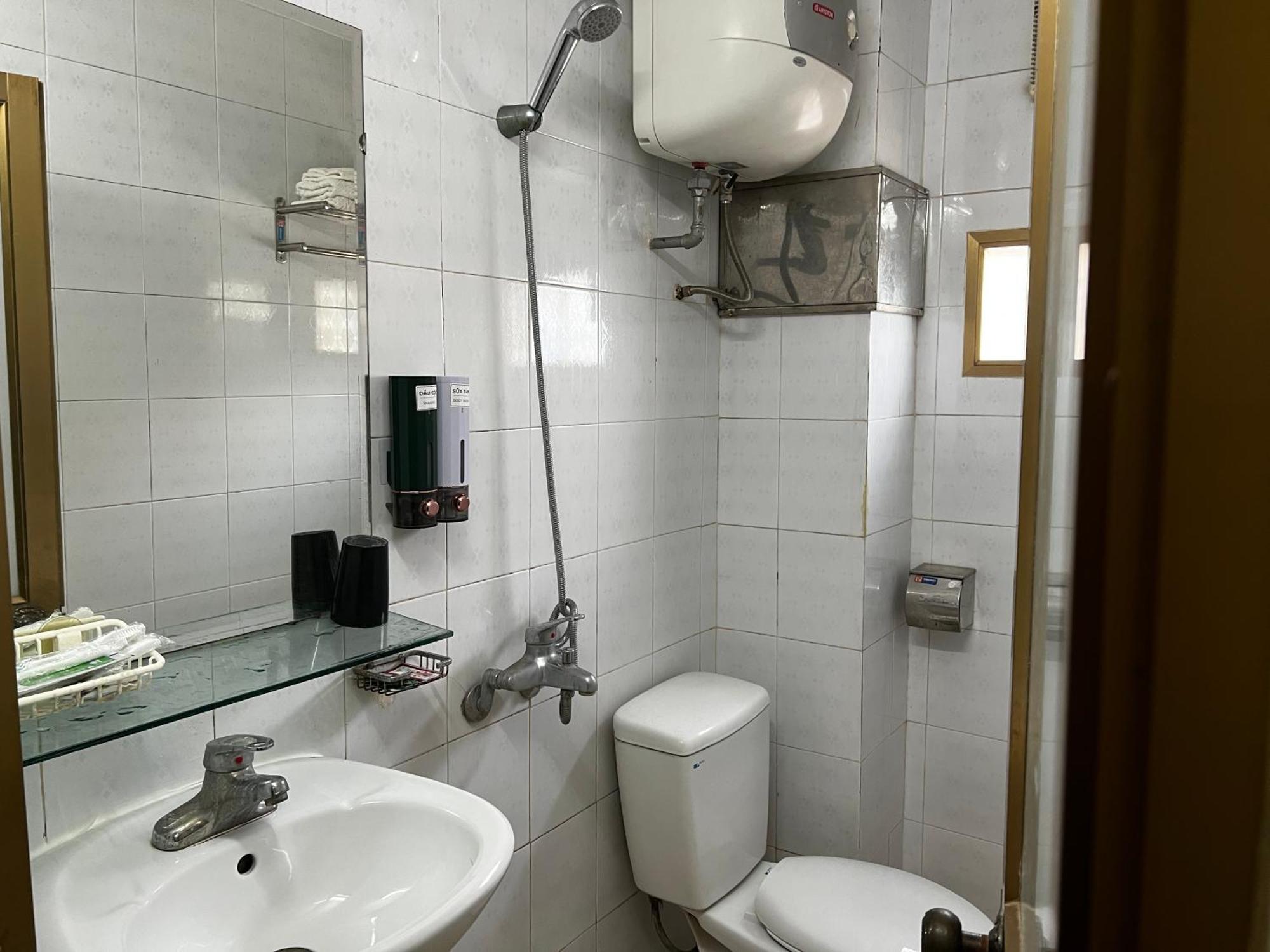 Thu Guest House Ниньбинь Экстерьер фото